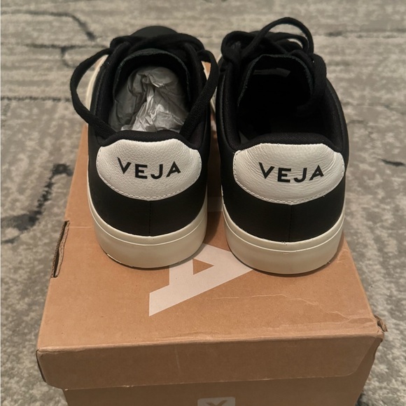 Veja Campo leather shoe - Picture 9 of 12